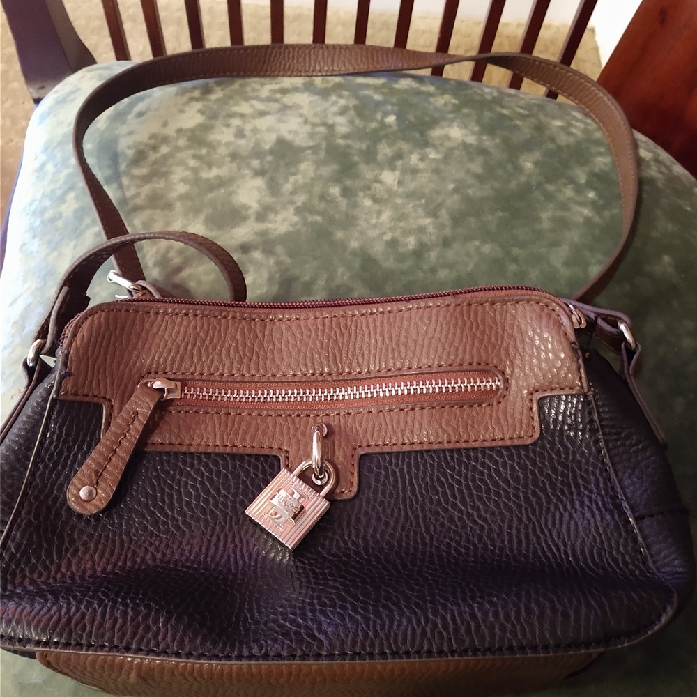 Chaps Lock leather handbag